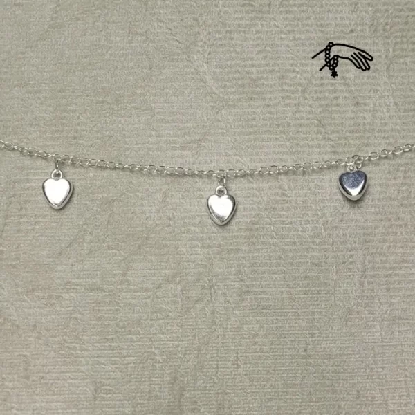 PULSEIRA PRATA COM 3 CORAÇÕES